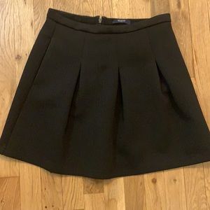 Madewell size two a-line black skirt